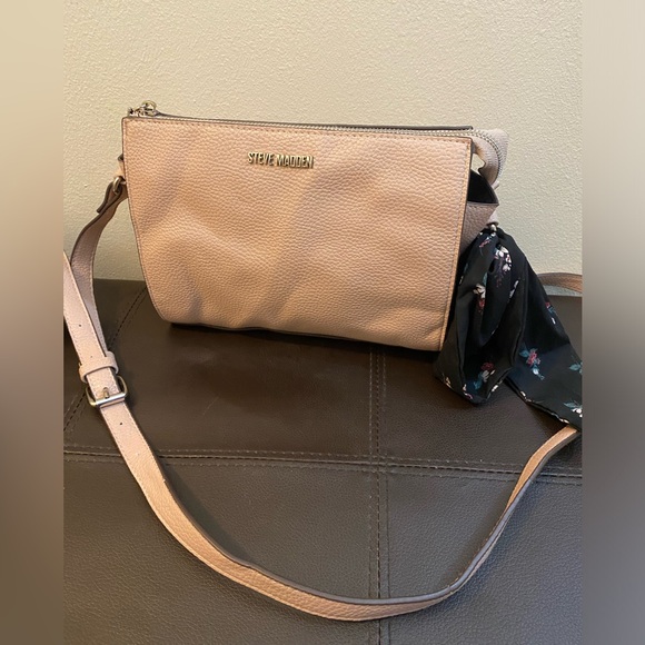 Steve Madden Pink Crossbody Bag - Picture 3 of 10